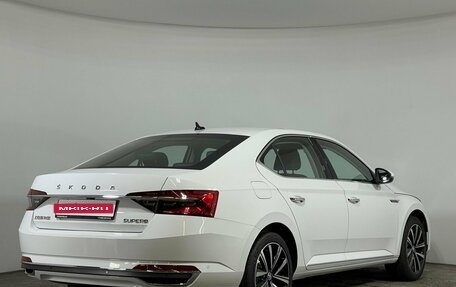 Skoda Superb III рестайлинг, 2024 год, 3 650 000 рублей, 4 фотография