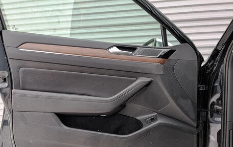 Volkswagen Passat B8 рестайлинг, 2018 год, 2 925 000 рублей, 19 фотография