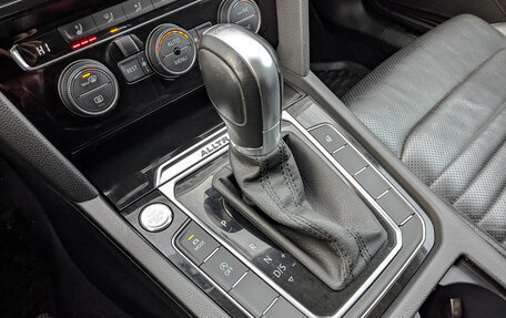 Volkswagen Passat B8 рестайлинг, 2018 год, 2 925 000 рублей, 27 фотография