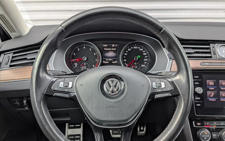 Volkswagen Passat B8 рестайлинг, 2018 год, 2 925 000 рублей, 22 фотография