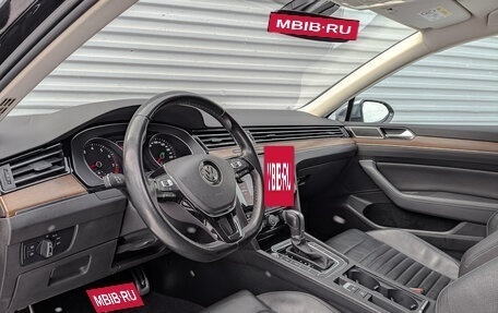 Volkswagen Passat B8 рестайлинг, 2018 год, 2 925 000 рублей, 15 фотография