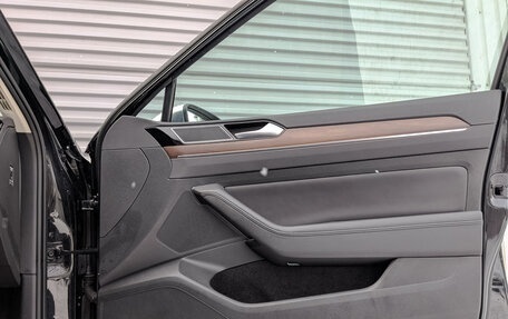 Volkswagen Passat B8 рестайлинг, 2018 год, 2 925 000 рублей, 25 фотография