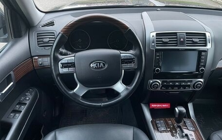 KIA Mohave I, 2017 год, 2 995 000 рублей, 15 фотография