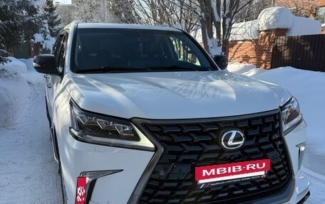 Lexus LX III, 2017 год, 6 990 000 рублей, 17 фотография