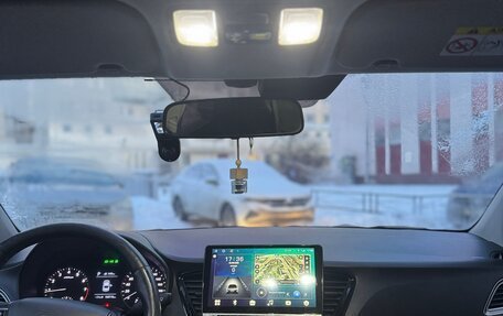 Hyundai Solaris II рестайлинг, 2019 год, 1 400 000 рублей, 11 фотография