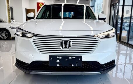 Honda Vezel, 2023 год, 2 300 000 рублей, 2 фотография