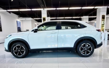 Honda Vezel, 2023 год, 2 300 000 рублей, 8 фотография