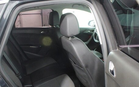 Opel Astra J, 2010 год, 599 000 рублей, 16 фотография