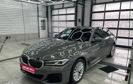 BMW 5 серия, 2021 год, 6 950 000 рублей, 1 фотография