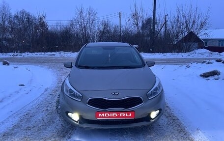 KIA cee'd III, 2014 год, 900 000 рублей, 1 фотография
