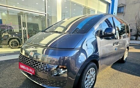 Hyundai Staria, 2024 год, 4 100 013 рублей, 3 фотография