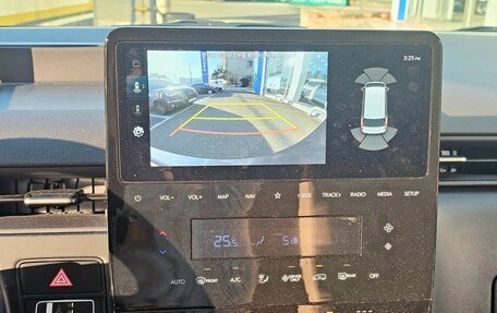 Hyundai Staria, 2024 год, 4 100 013 рублей, 14 фотография