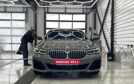 BMW 5 серия, 2021 год, 6 950 000 рублей, 2 фотография