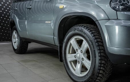 Chevrolet Niva I рестайлинг, 2017 год, 674 000 рублей, 13 фотография