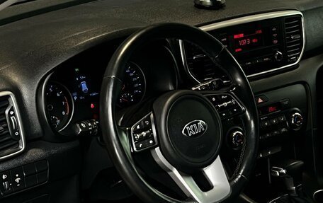 KIA Sportage IV рестайлинг, 2020 год, 2 355 000 рублей, 11 фотография