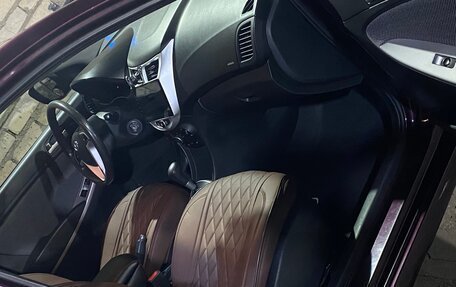 Hyundai Solaris II рестайлинг, 2012 год, 735 000 рублей, 5 фотография