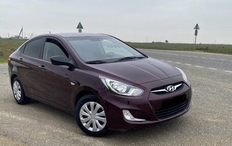 Hyundai Solaris II рестайлинг, 2012 год, 735 000 рублей, 2 фотография