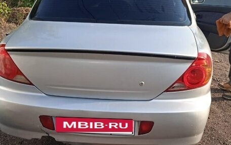 KIA Sephia II, 2002 год, 130 000 рублей, 2 фотография