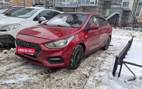 Hyundai Solaris II рестайлинг, 2018 год, 630 000 рублей, 5 фотография