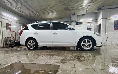 KIA cee'd I рестайлинг, 2010 год, 630 000 рублей, 2 фотография
