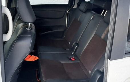 Toyota Sienta II, 2020 год, 1 650 000 рублей, 6 фотография