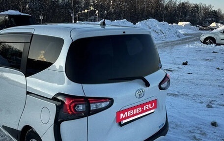 Toyota Sienta II, 2020 год, 1 650 000 рублей, 4 фотография