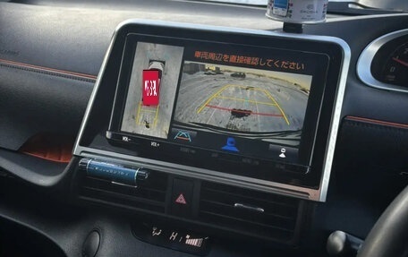 Toyota Sienta II, 2020 год, 1 650 000 рублей, 13 фотография