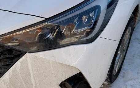 Hyundai Solaris II рестайлинг, 2021 год, 1 550 000 рублей, 3 фотография