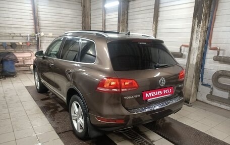 Volkswagen Touareg III, 2012 год, 1 850 000 рублей, 3 фотография