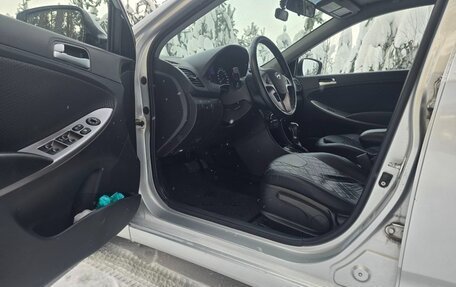 Hyundai Solaris II рестайлинг, 2014 год, 1 050 000 рублей, 6 фотография