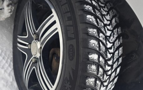 Hyundai Solaris II рестайлинг, 2014 год, 1 050 000 рублей, 4 фотография