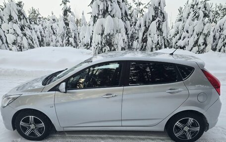 Hyundai Solaris II рестайлинг, 2014 год, 1 050 000 рублей, 7 фотография