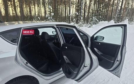 Hyundai Solaris II рестайлинг, 2014 год, 1 050 000 рублей, 10 фотография