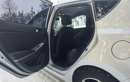 Hyundai Solaris II рестайлинг, 2014 год, 1 050 000 рублей, 28 фотография