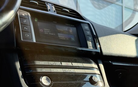 Jaguar F-Pace, 2016 год, 1 895 000 рублей, 14 фотография