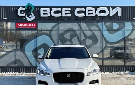 Jaguar F-Pace, 2016 год, 1 895 000 рублей, 5 фотография