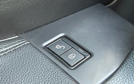 Jaguar F-Pace, 2016 год, 1 895 000 рублей, 21 фотография