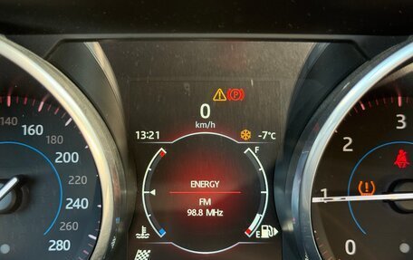 Jaguar F-Pace, 2016 год, 1 895 000 рублей, 28 фотография