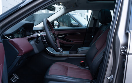 Land Rover Range Rover Evoque II, 2025 год, 8 490 000 рублей, 10 фотография