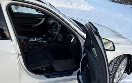 BMW 3 серия, 2016 год, 1 830 000 рублей, 12 фотография