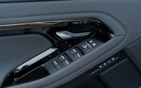 Land Rover Range Rover Evoque II, 2025 год, 6 999 500 рублей, 15 фотография