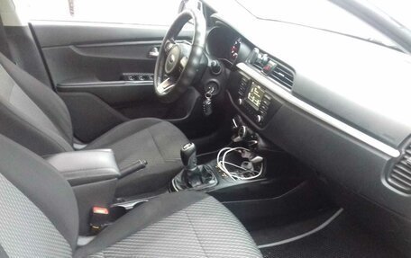 KIA Rio IV, 2017 год, 730 000 рублей, 10 фотография