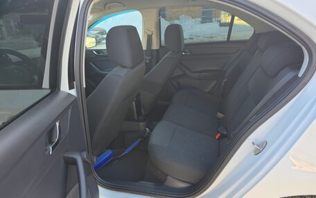 Skoda Rapid I, 2016 год, 1 250 000 рублей, 12 фотография