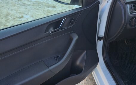 Skoda Rapid I, 2016 год, 1 250 000 рублей, 10 фотография