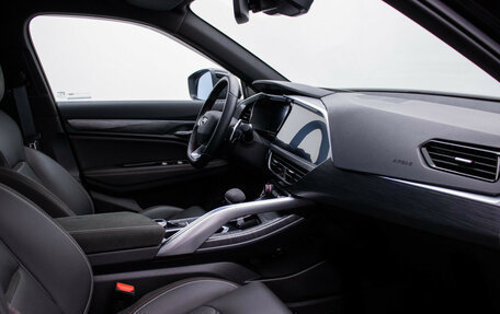 Geely Tugella FY11, 2024 год, 3 120 000 рублей, 10 фотография