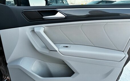 Volkswagen Tiguan II, 2017 год, 2 500 000 рублей, 19 фотография