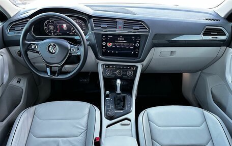 Volkswagen Tiguan II, 2017 год, 2 500 000 рублей, 14 фотография