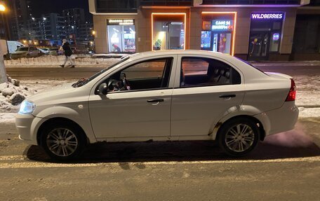 Chevrolet Aveo III, 2010 год, 300 000 рублей, 2 фотография