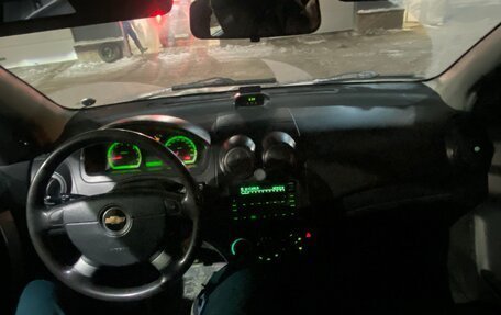 Chevrolet Aveo III, 2010 год, 300 000 рублей, 6 фотография