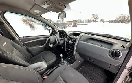 Renault Duster I рестайлинг, 2017 год, 975 000 рублей, 9 фотография